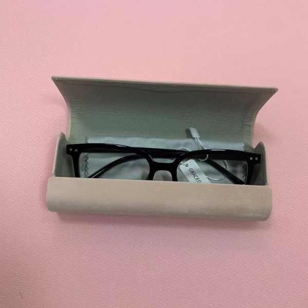 GRACEGALAXY Ultra light black rimmed glasses that do not press the nose bridge GRACEGALAXY Ultra light black rimmed glasses that do not press the nose bridge