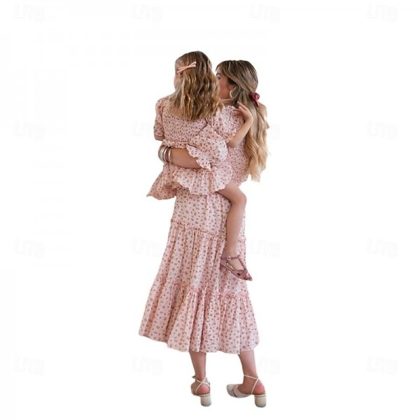 Mommy and Me Dress Matching Outfits Floral Printed Square Neck Puff Sleeve Maxi Dress for Mother and Daughter
