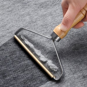 Dog &amp; Cat Hair Removal Brush: Say Goodbye to Pet Hair with 1pc Remover