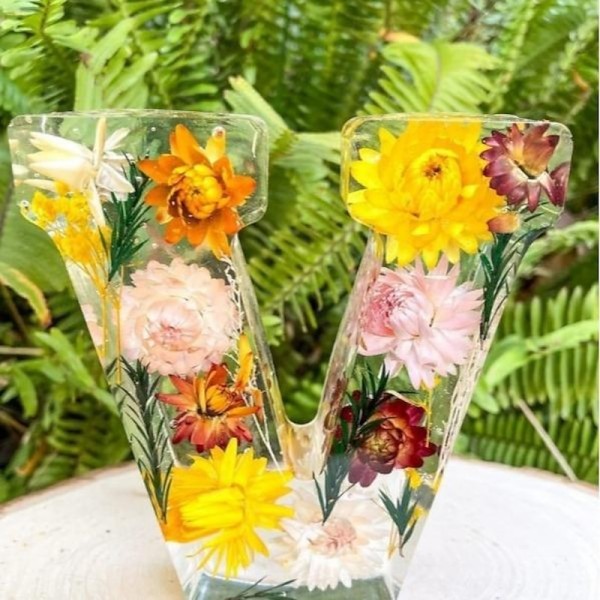 Floral Resin Night Light Letters Gift Illuminate Your Space Enchanting Glow of Floral Resin Night Light for Mother, Grandma, Sisters Birthday Floral Resin Night Light Letters Gift Illuminate Your Space Enchanting Glow of Floral Resin Night Light for Mother, Grandma, Sisters Birthday