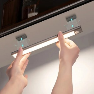 1pc LED Motion Sensor Cabinet Light Under Counter Closet Lighting Wireless Magnetic USB Rechargeable Kitchen Night Lights for Wardrobe Closets Cabinet Cupboard Stairs Corridor Shelf