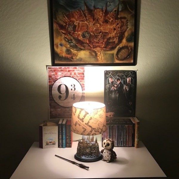 HARRY POTTER Table Lamp with Illuminated HOGWARTS Castle, Christmas Decor Gift Xmas Gift 18.5*12CM HARRY POTTER Table Lamp with Illuminated HOGWARTS Castle, Christmas Decor Gift Xmas Gift 18.5*12CM