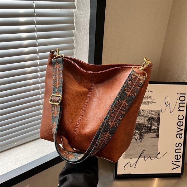 Men's Women's Crossbody Bag Bucket Bag PU Leather Shopping Daily Adjustable Large Capacity Durable Solid Color Dark Brown Black White Men's Women's Crossbody Bag Bucket Bag PU Leather Shopping Daily Adjustable Large Capacity Durable Solid Color Dark Brown Black White