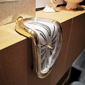 Creative Explosion Models Sitting Twisted Clock Personality Retro Simple Living Room Home Household Wall Clock Melting Clock