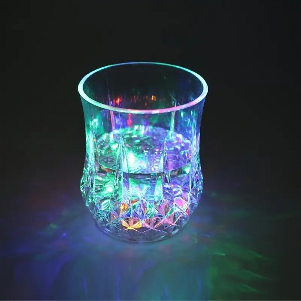 2/5/10pcs Light Up Cups Glow In The Dark Party Supplies Colorful LED Glowing Beer Cup For Party Birthday Christmas Disco 2/5/10pcs Light Up Cups Glow In The Dark Party Supplies Colorful LED Glowing Beer Cup For Party Birthday Christmas Disco